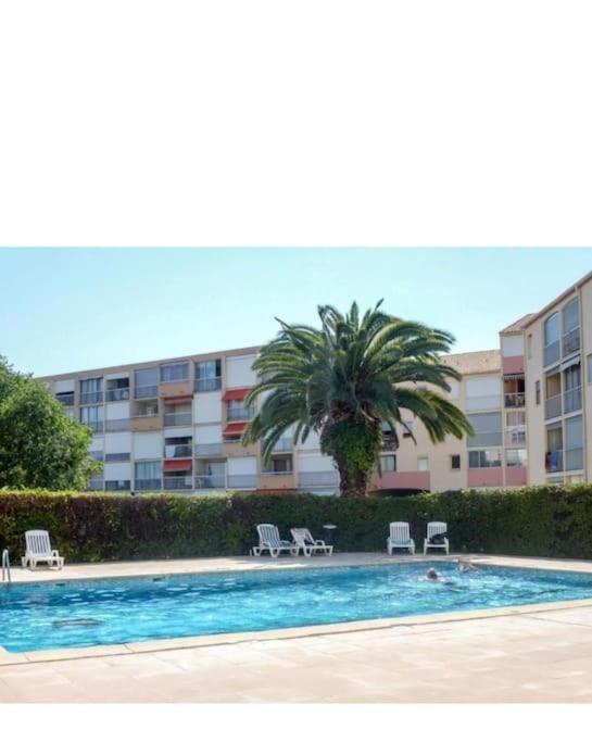 Les Terrasses De La Baronnie Climatise Avec 1 Et Piscine Ouverte Du 28 Mai 2025 Au 28 Septembre 2025 *